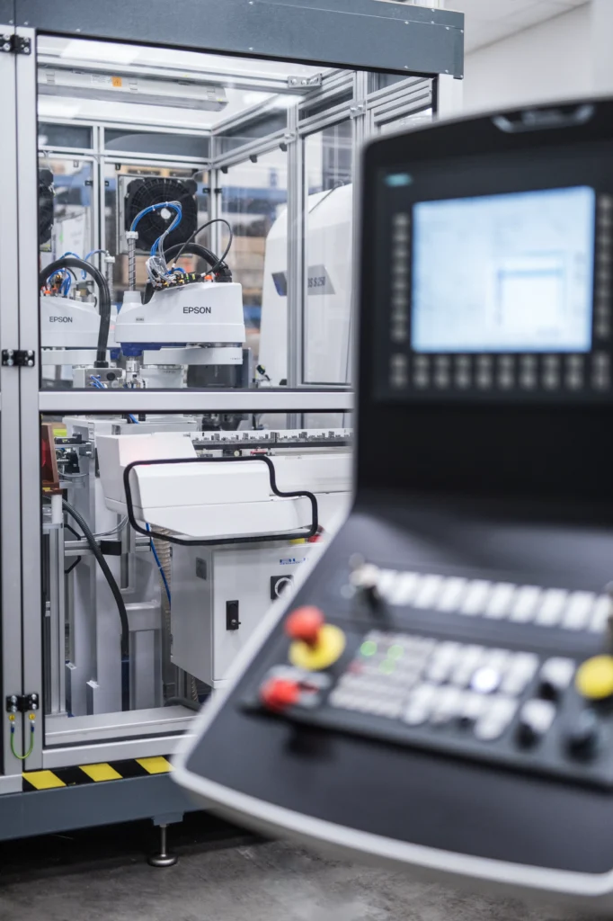 Mikrosa automation of CNC grinding components by Iskra PRO